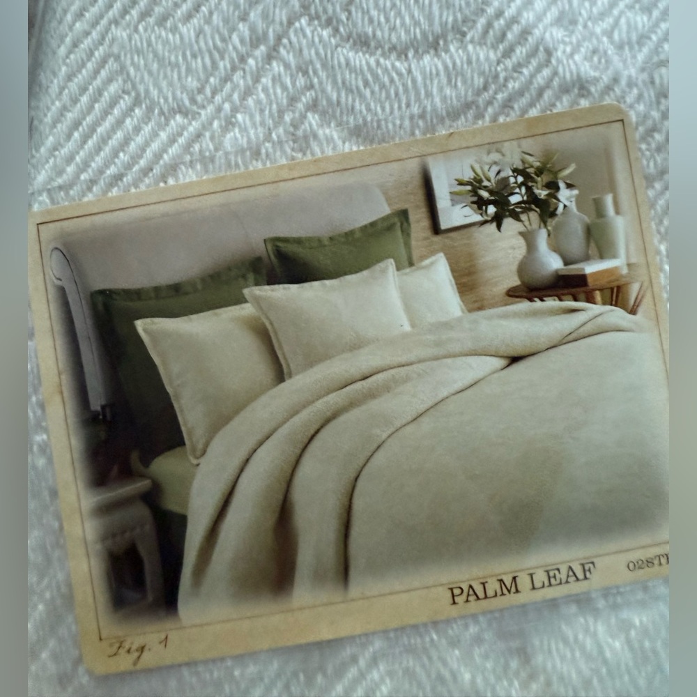 Tommy Bahama New Standard Sham Palm Leaf Cream